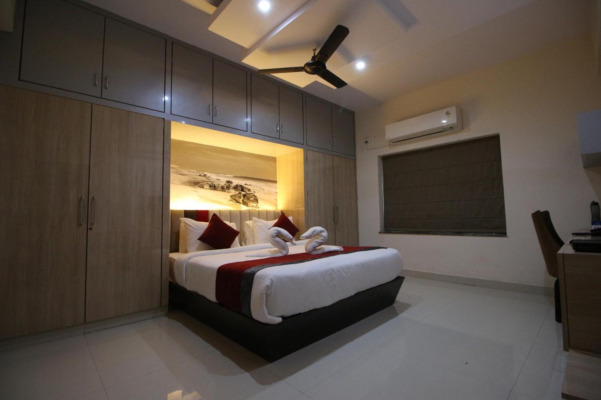 The Butterfly Luxury Serviced Apartments วิสาขปัตนัม ภายนอก รูปภาพ