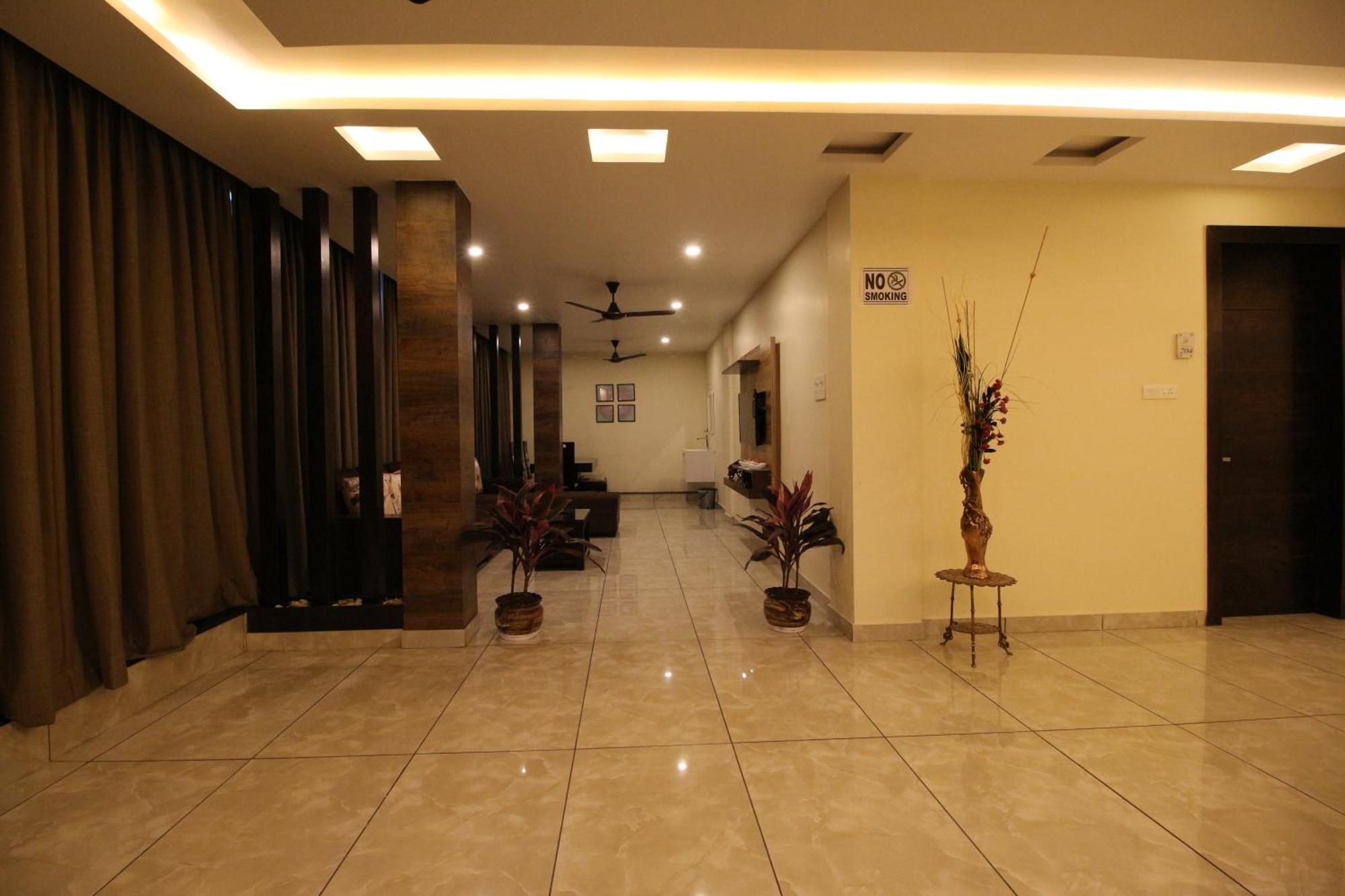 The Butterfly Luxury Serviced Apartments วิสาขปัตนัม ภายนอก รูปภาพ